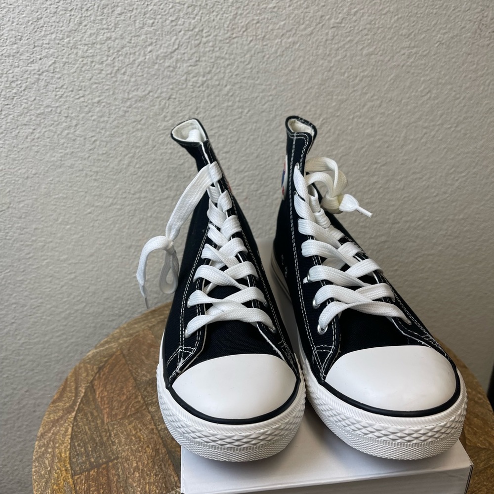 Mens 9.5 Black High Top Sneakers - Picture 3 of 6